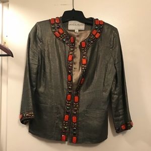 Stunning blazer with stone decorations